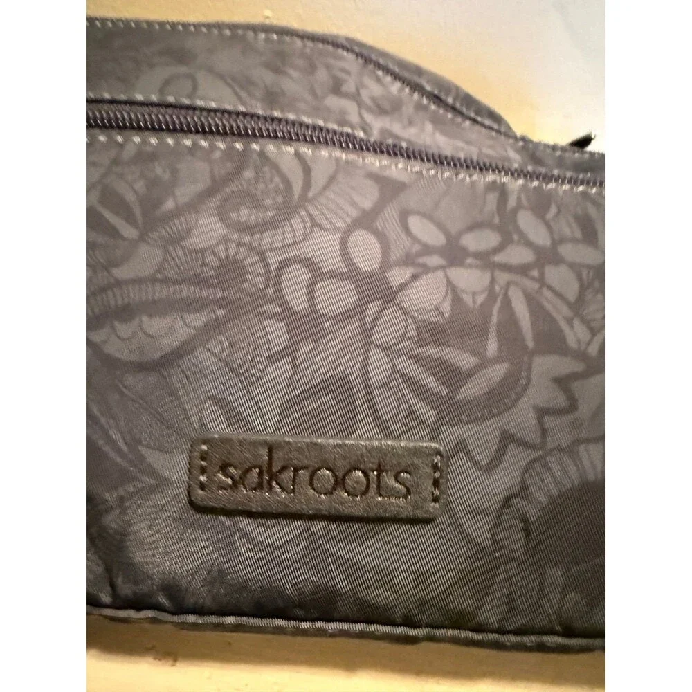 Sakroots Artist Circle Crossbody Bag Black Grey Pockets Boho Hippie Owl Charms